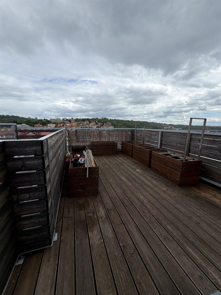 Pronájem bytu 2+kk 95 m² – další