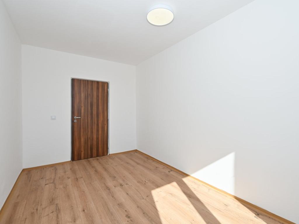 Pronájem bytu 4+1 76 m2, Brno – náhled fotky 11