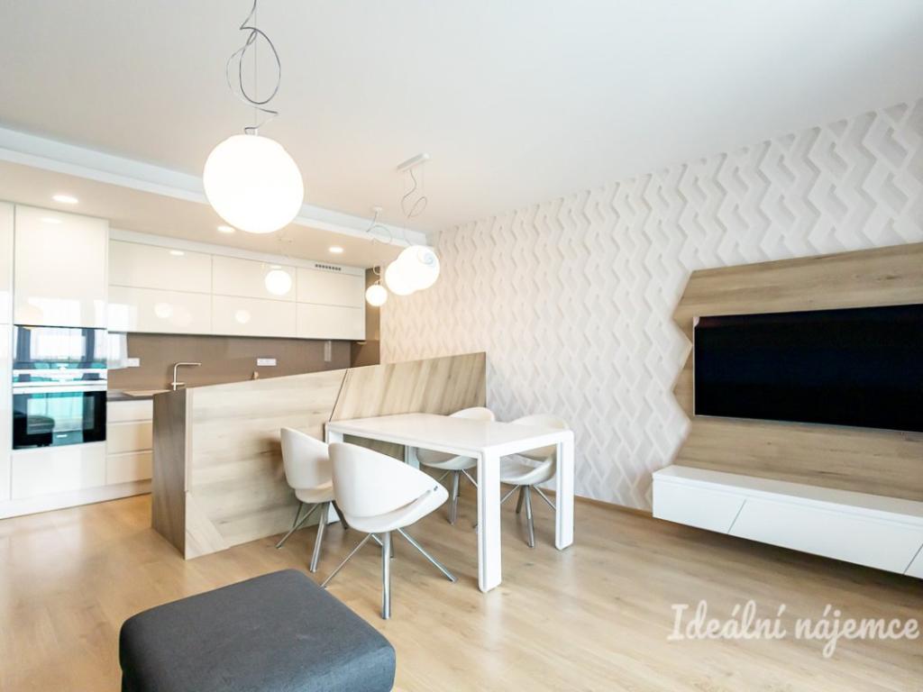 Pronájem bytu 2+kk 67 m2