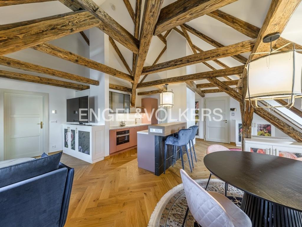 Pronájem bytu 2+kk 82 m2