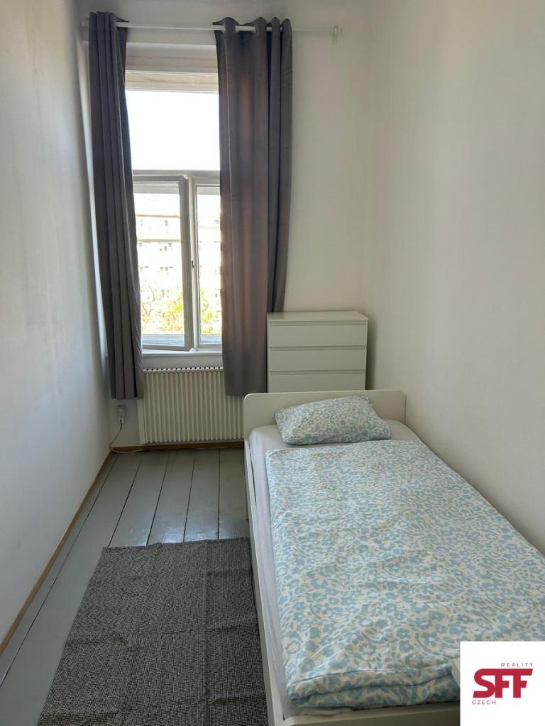 Pronájem bytu pokoj 10 m2