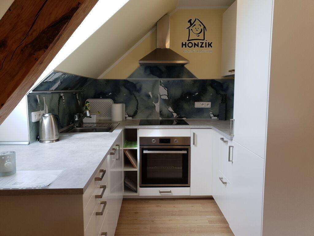 Pronájem bytu 1+kk 70 m2