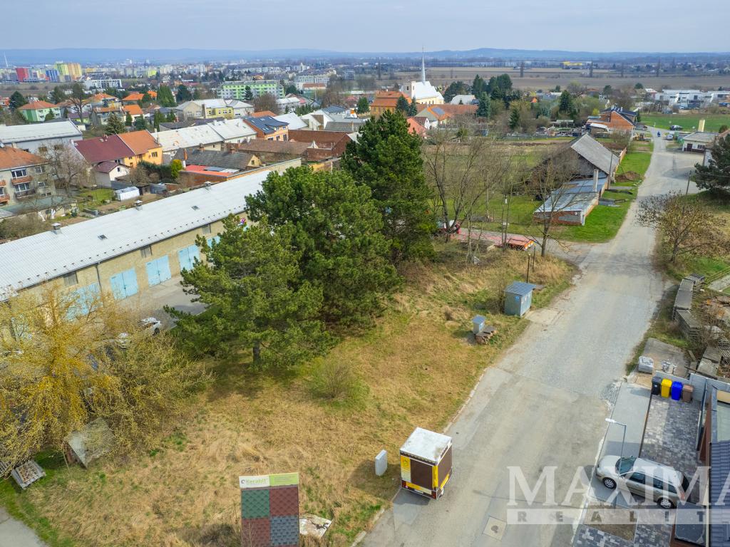 Prodej pozemku 443 m2