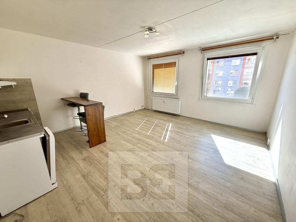 Pronájem bytu 1+kk 32 m2