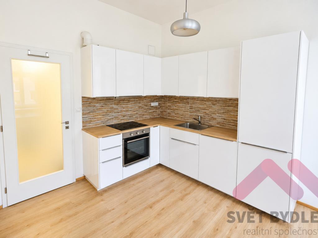 Pronájem bytu 2+kk 44 m2, Praha – náhled fotky 6