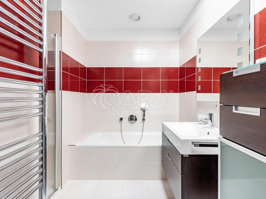 Pronájem bytu 4+kk 230 m2, Beroun – náhled fotky 15