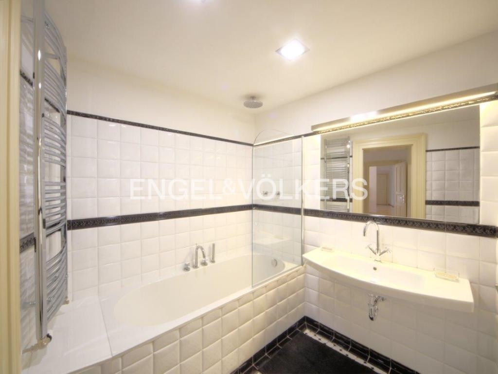 Pronájem bytu 2+kk 65 m2