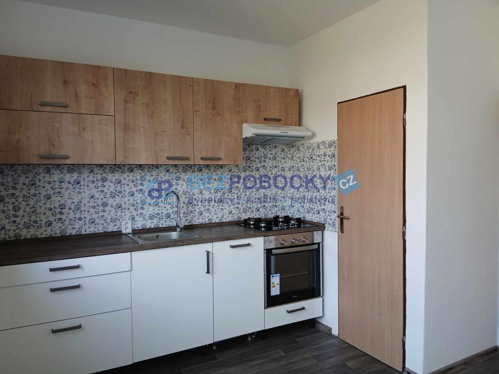 3+1, Pohled - Pohled, 1 Kč, 72 m2