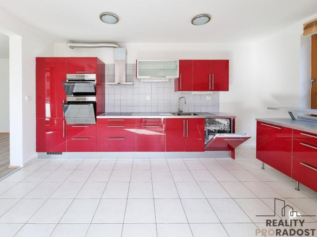 Pronájem bytu 2+kk 74 m2