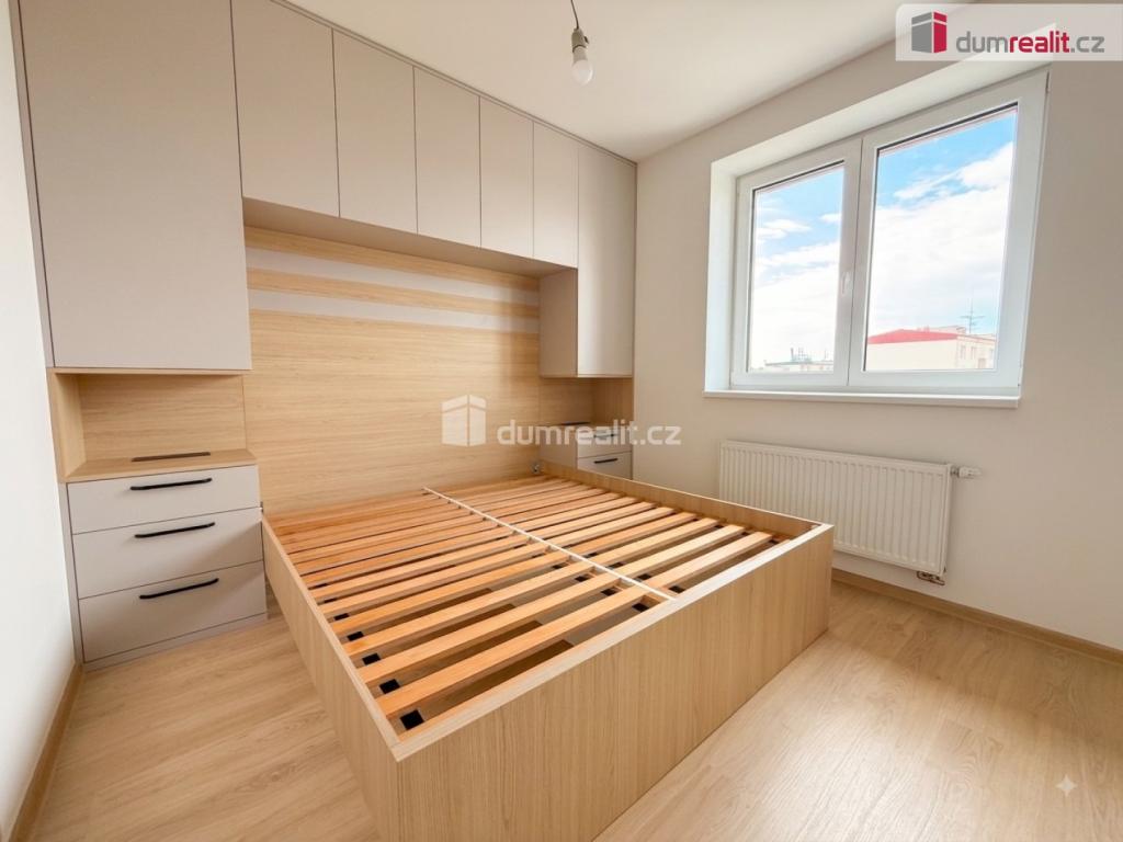 Pronájem bytu 2+kk 42 m2