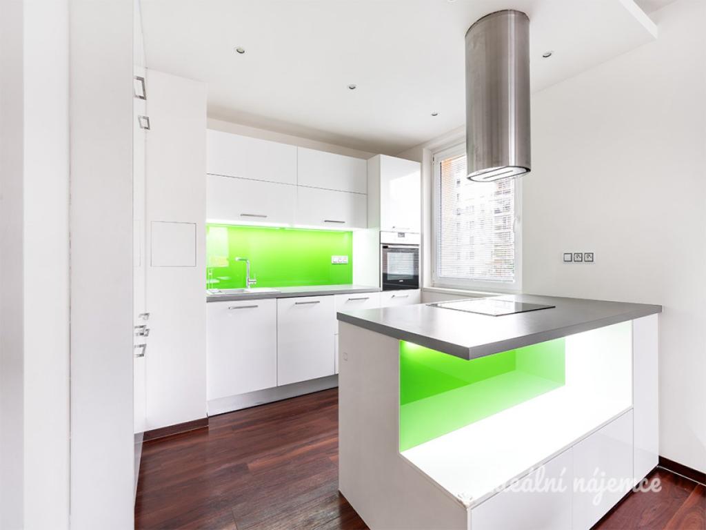 Pronájem bytu 2+kk 66 m2