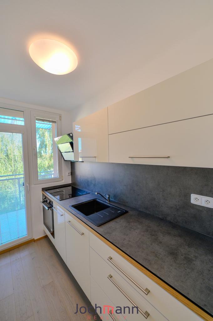 Pronájem bytu 2+1 43 m² – pohled 6