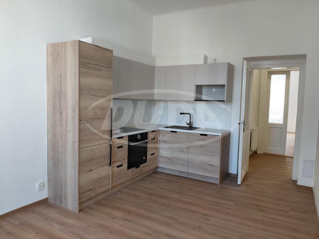 Pronájem bytu 2+1 78 m2