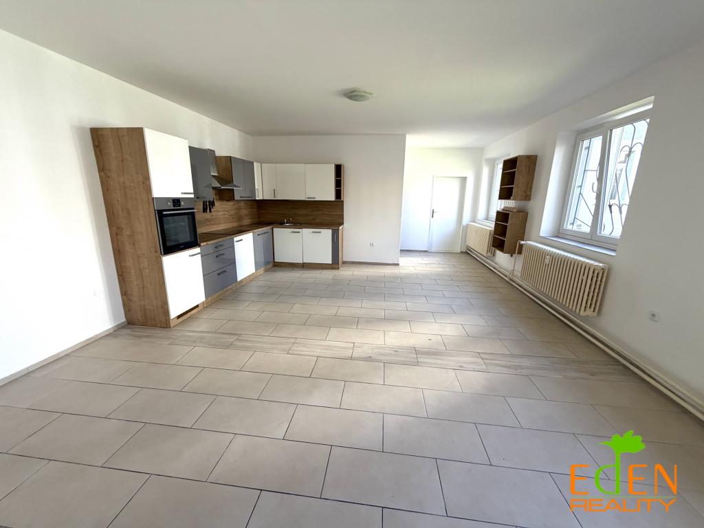 Pronájem bytu 3+kk 75 m2