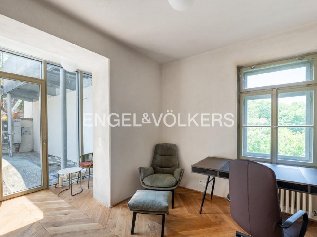 Pronájem bytu 4+1 156 m2