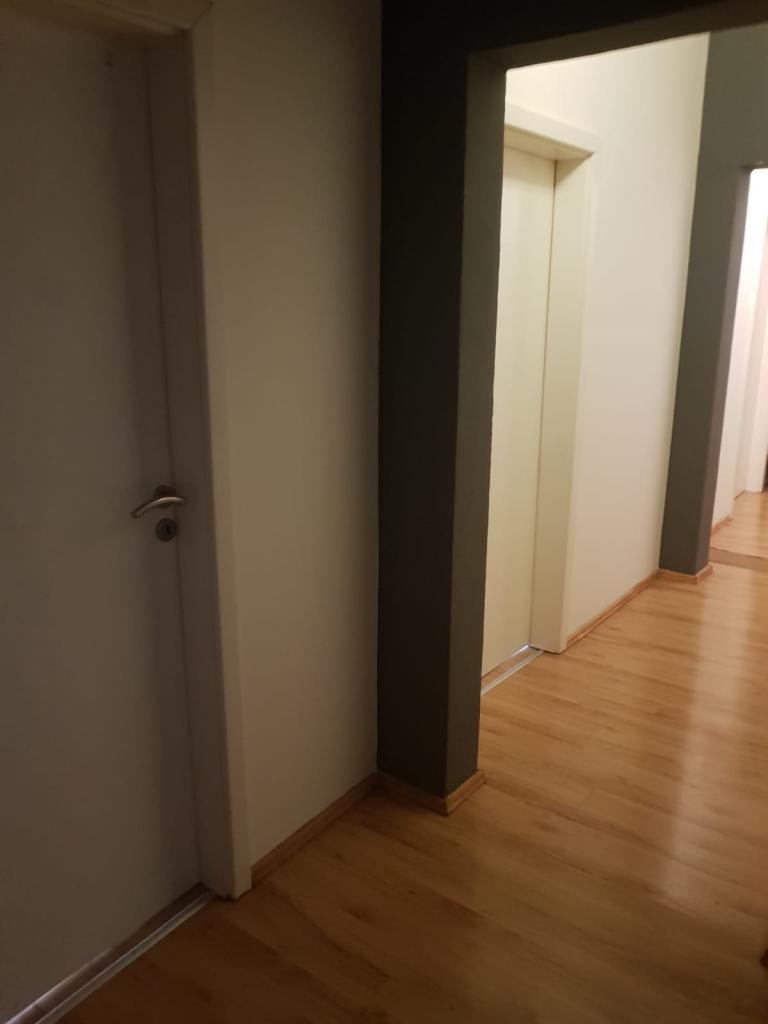 Spolubydleni bytu celý pokoj 110 m2