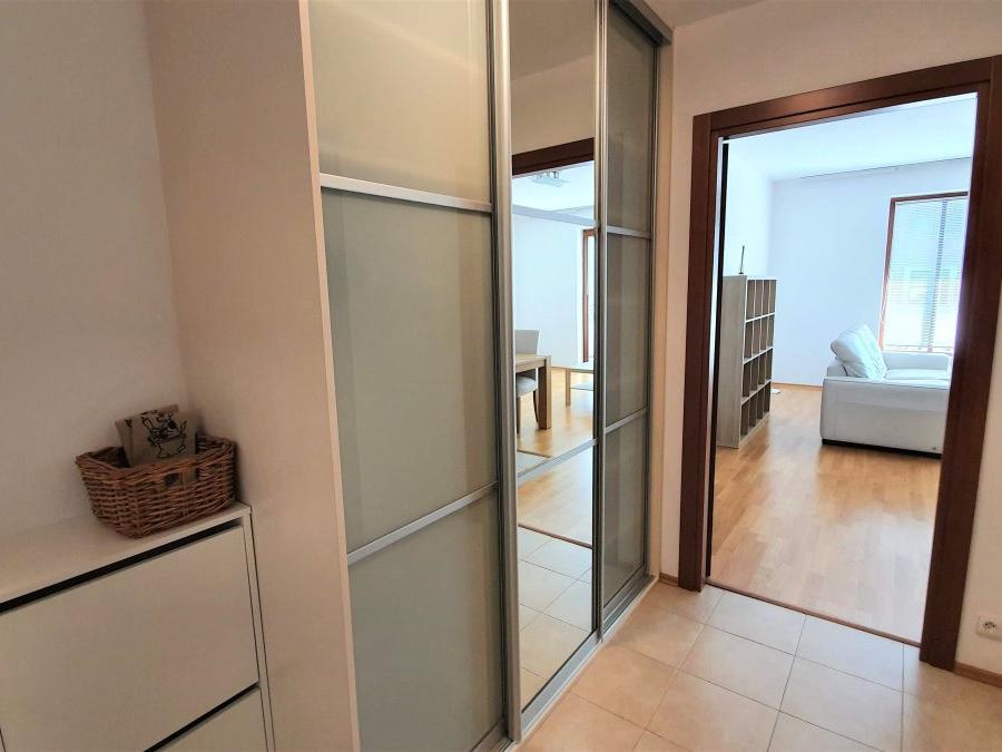 Pronájem bytu 2+kk 56 m2