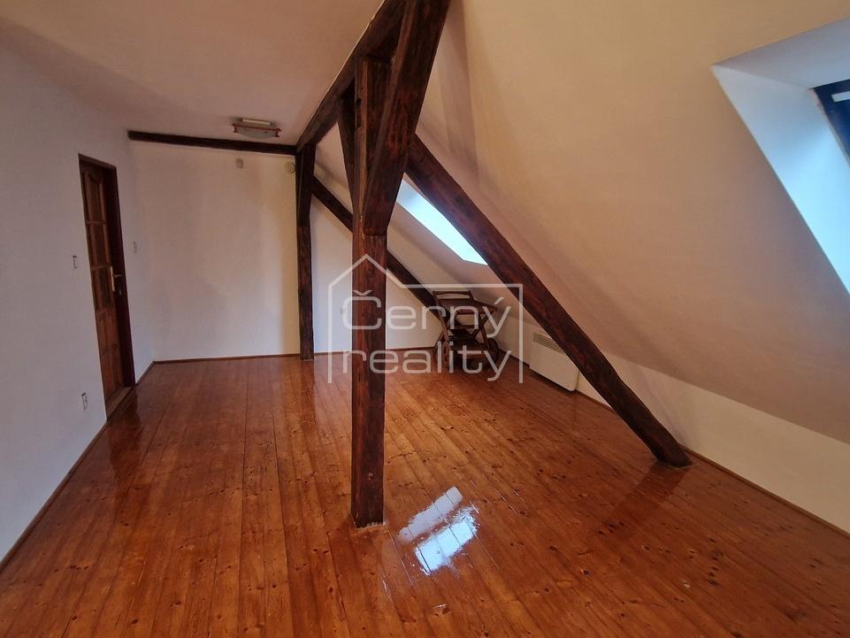 Pronájem bytu 2+kk 70 m2