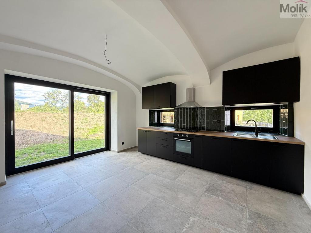 Pronájem bytu atypický 135 m2