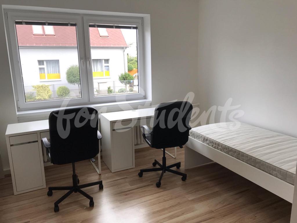 Spolubydleni bytu 2 lůžka 70 m2