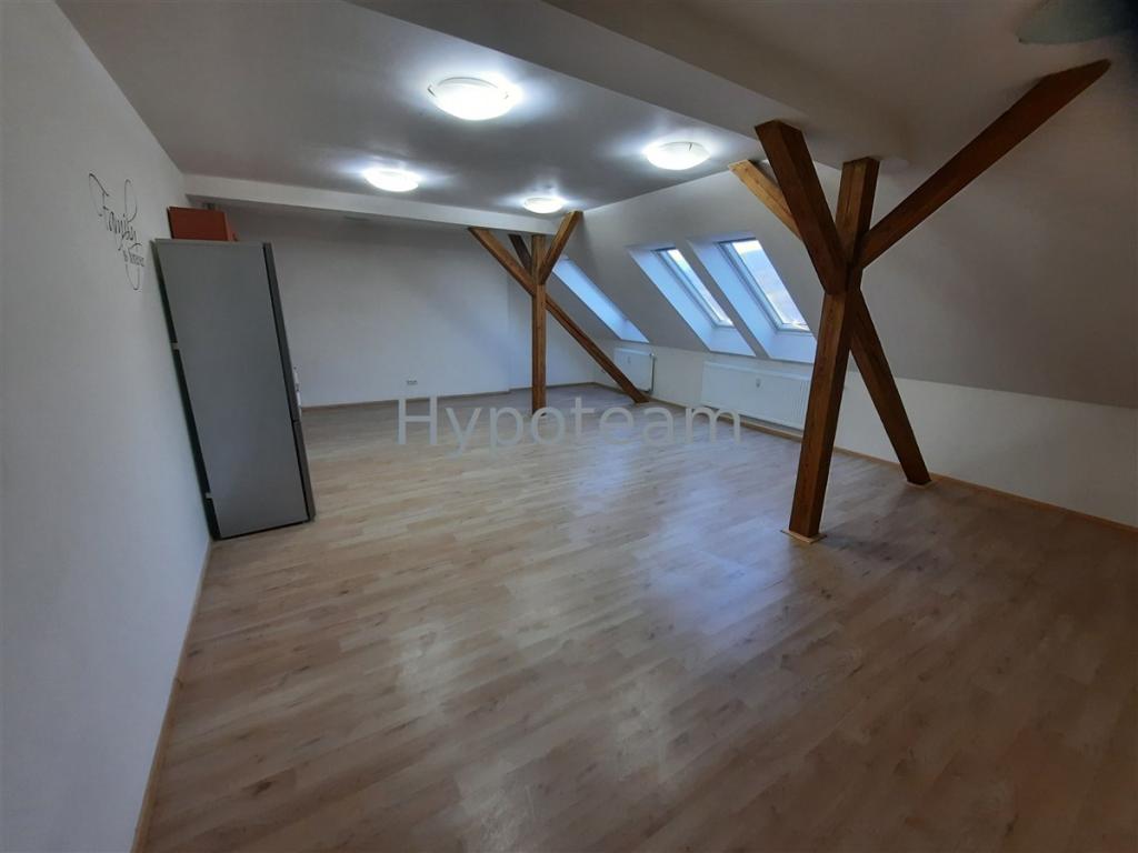 Pronájem bytu 2+kk 75 m2