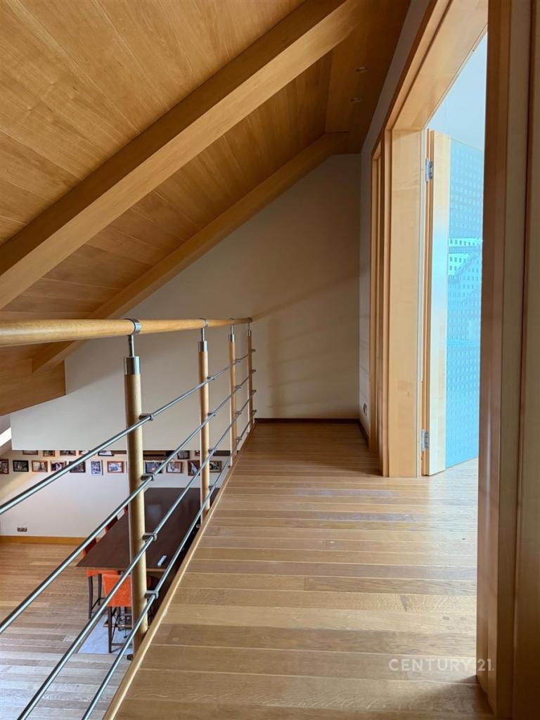 Pronájem bytu 3+kk 157 m2, Praha – náhled fotky 6
