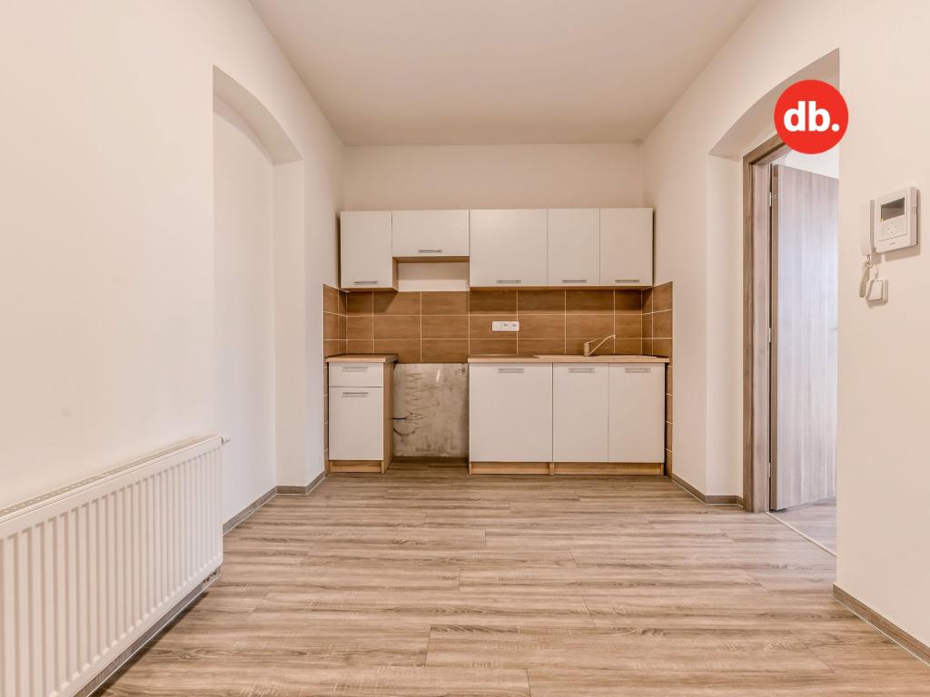 Prodej domu 750 m2, Chodov – náhled fotky 30