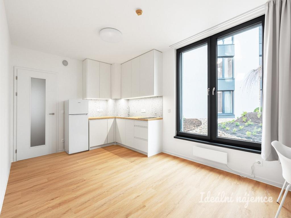 Pronájem bytu 2+kk 36 m2