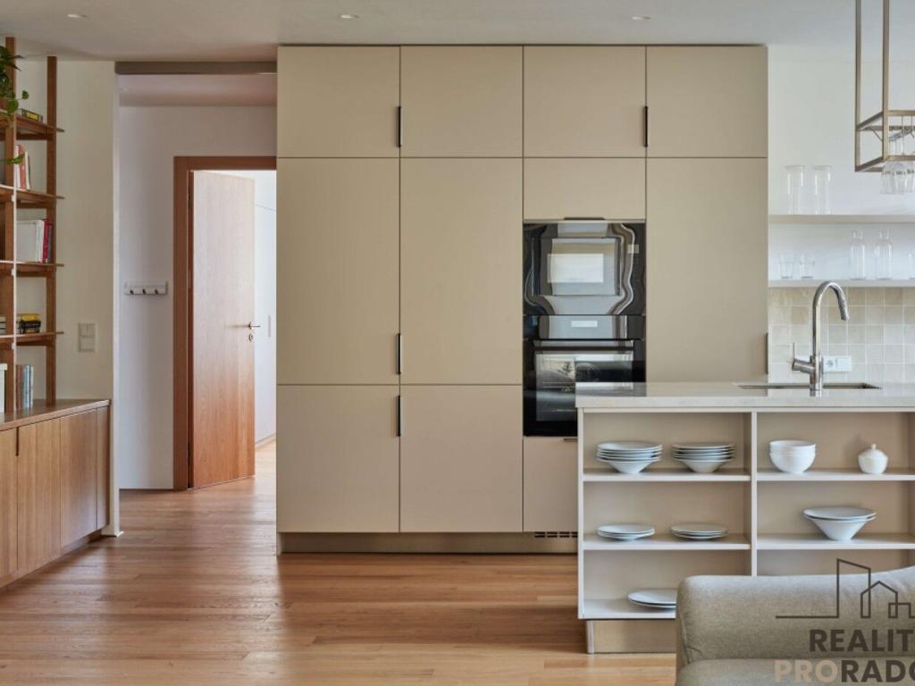 Pronájem bytu 3+kk 113 m2
