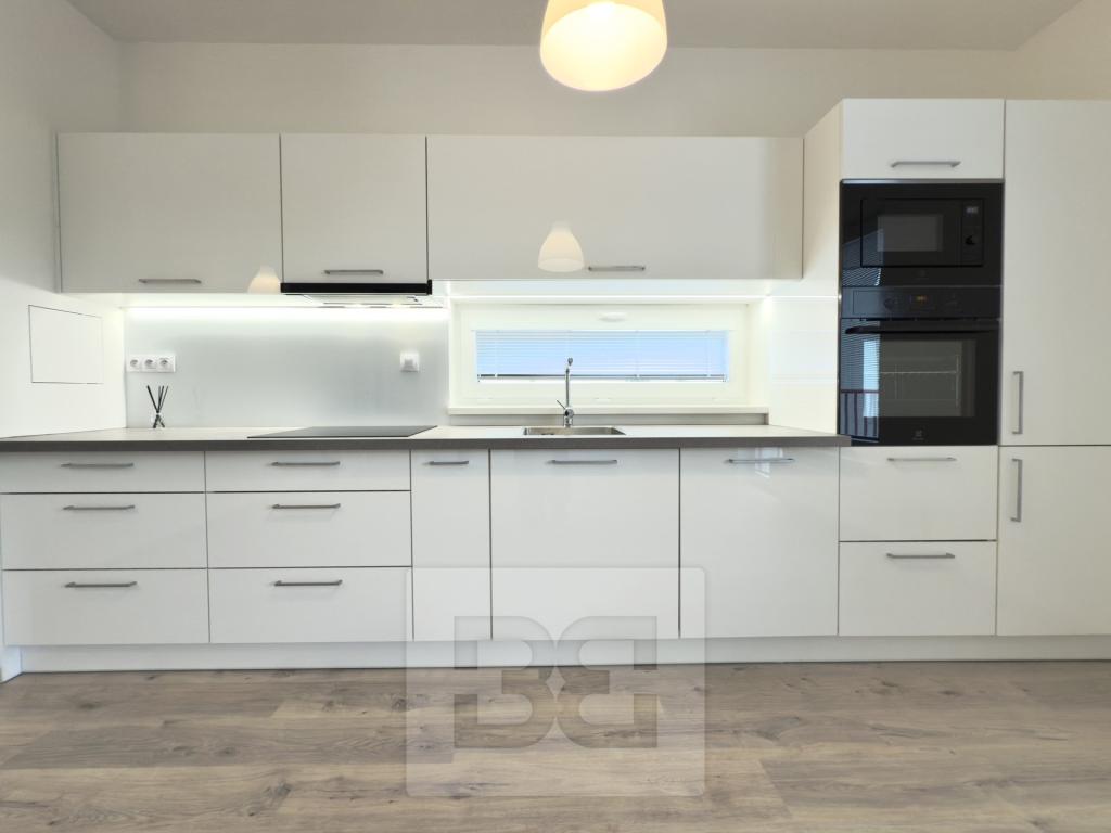 Pronájem bytu 2+kk 56 m2