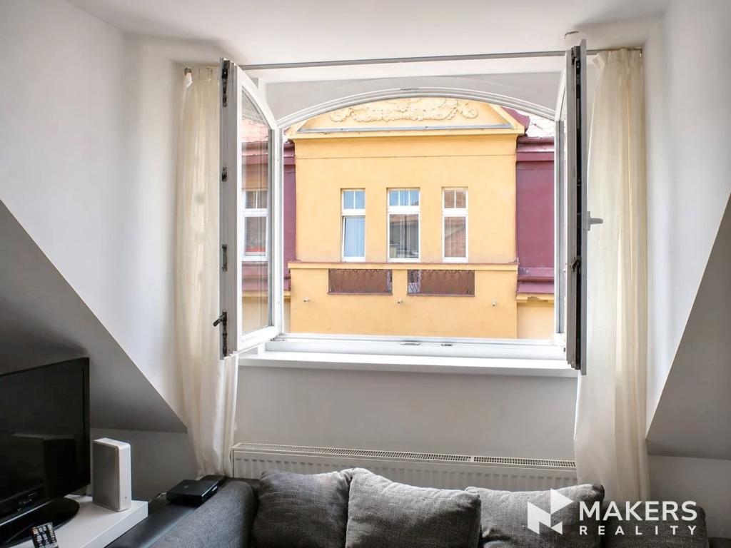 Pronájem bytu 2+kk 63 m2