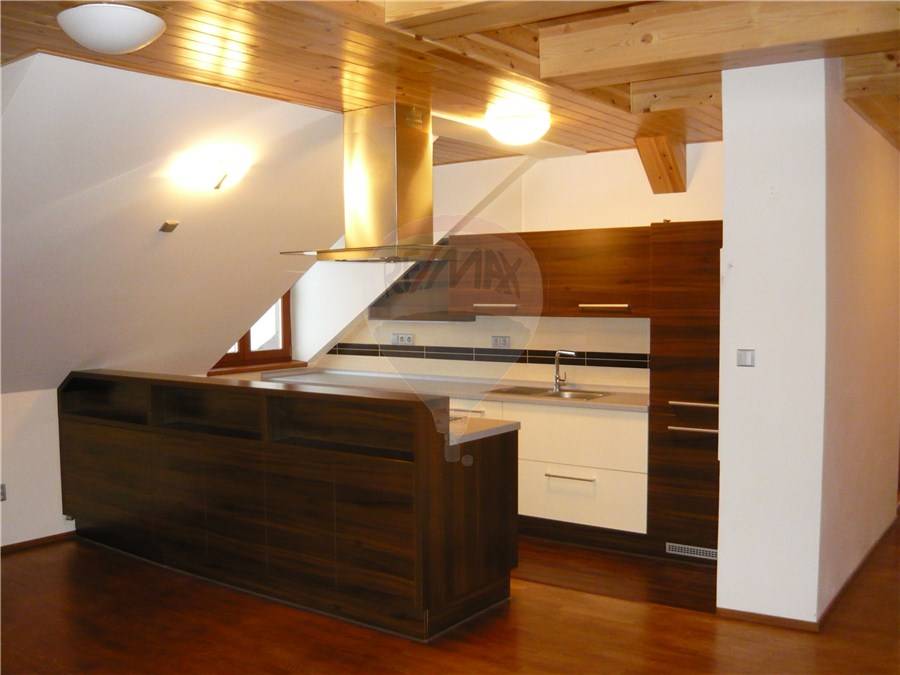 Pronajem bytu 3+kk 120 m2