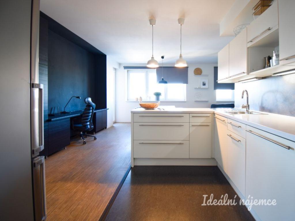 Pronájem bytu 3+kk 74 m2