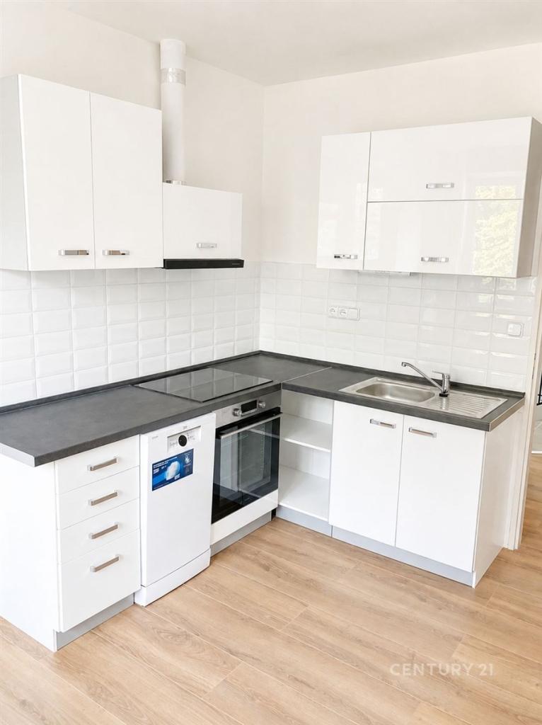 Pronájem bytu 2+kk 40 m2
