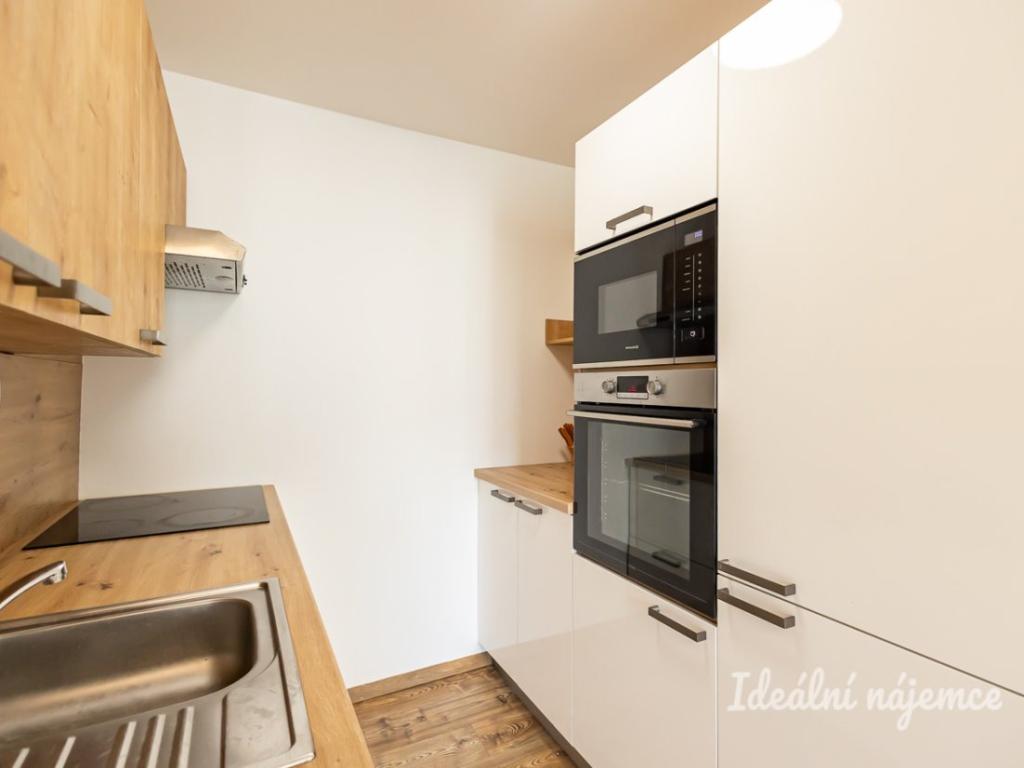 Pronájem bytu 2+kk 45 m2