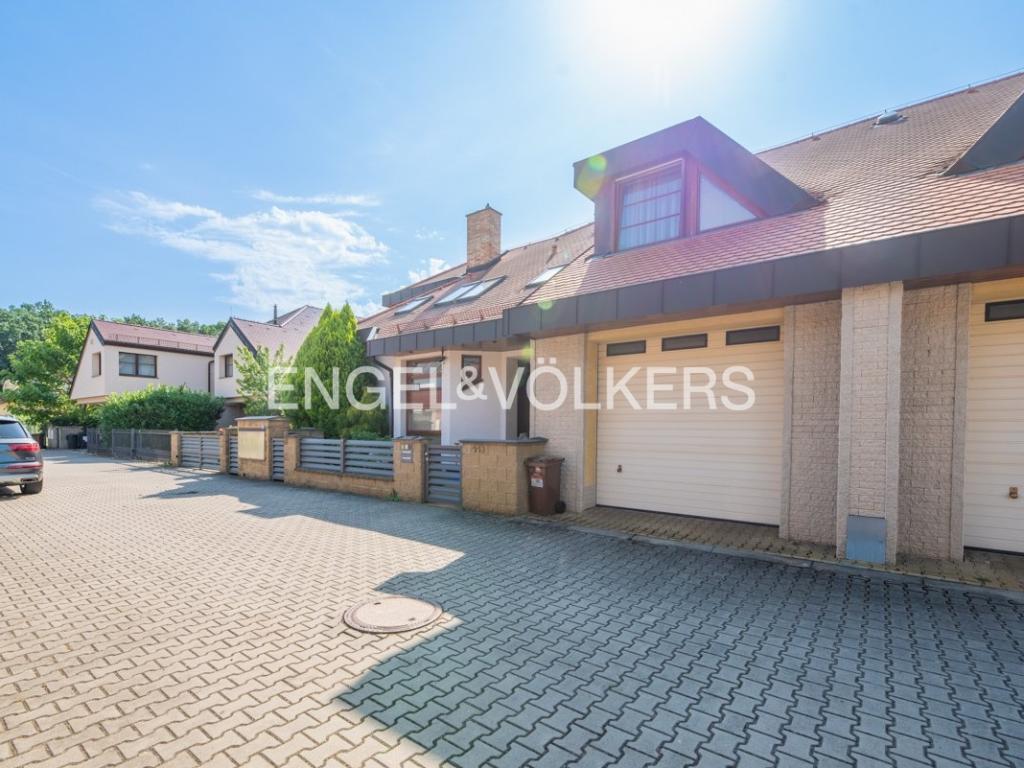 Pronájem domu 440 m2, Praha – náhled fotky 19