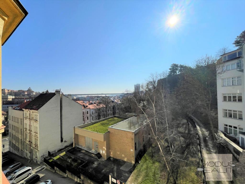 Pronájem bytu 1+1 46 m2