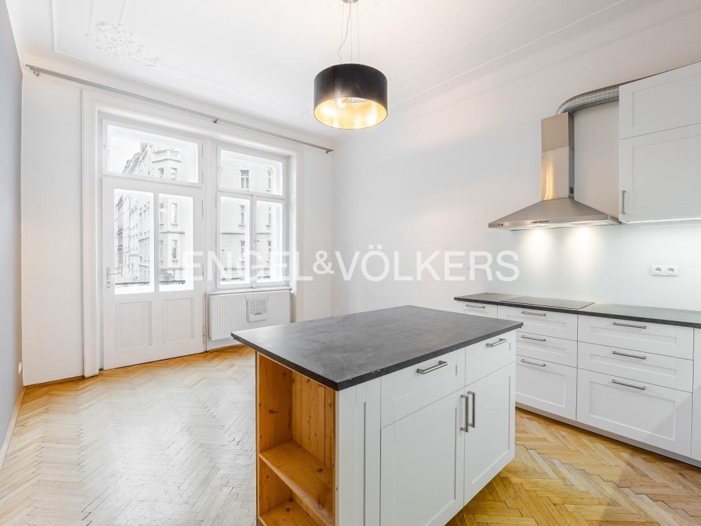 Pronájem bytu 3+1 101 m2