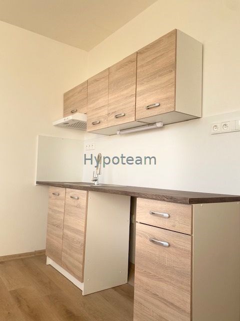 Pronájem bytu 1+kk 20 m2, Ústí nad Labem – náhled fotky 9