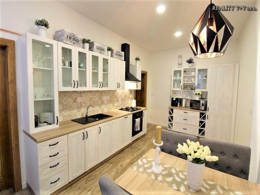 Pronajem bytu 2+kk 50 m2
