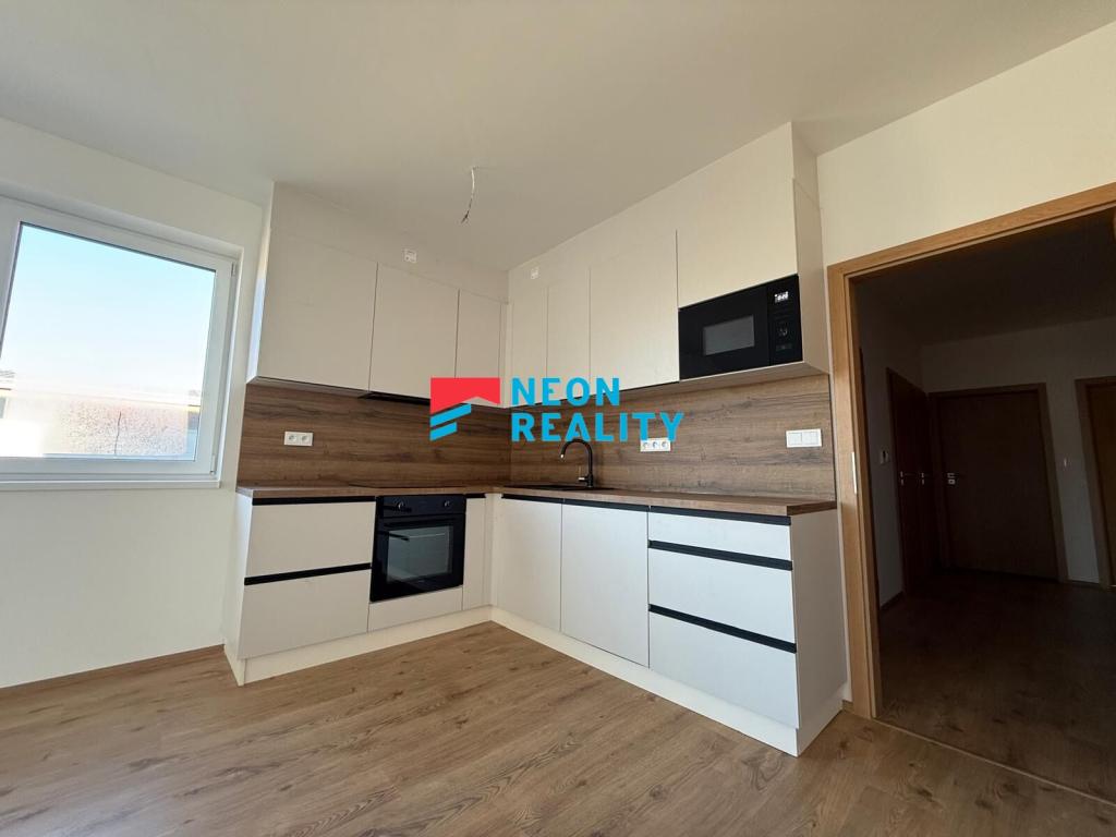 Pronájem bytu 3+kk 80 m2