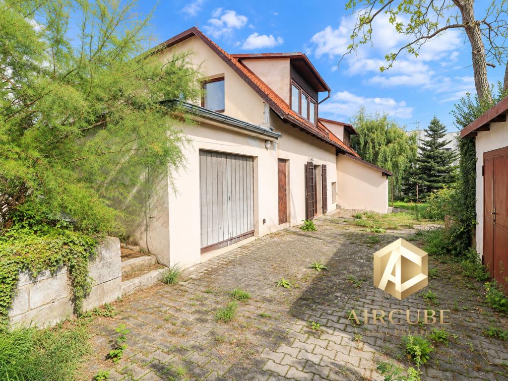 Pronájem domu 204 m2