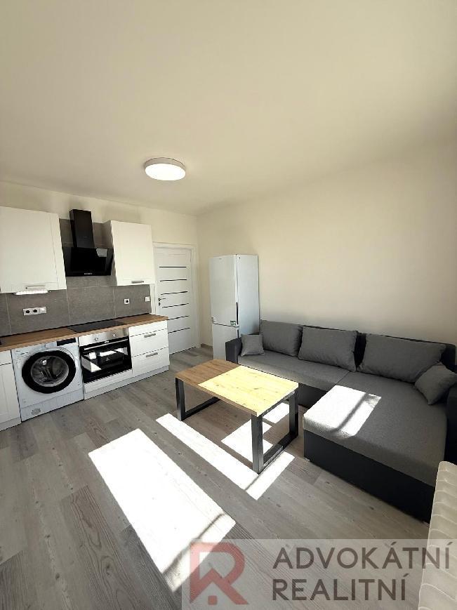 Pronájem bytu 2+kk 36 m2
