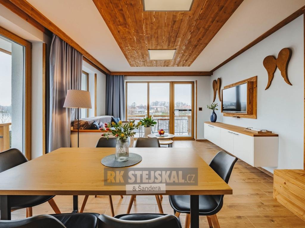 Pronájem bytu 2+kk 54 m2