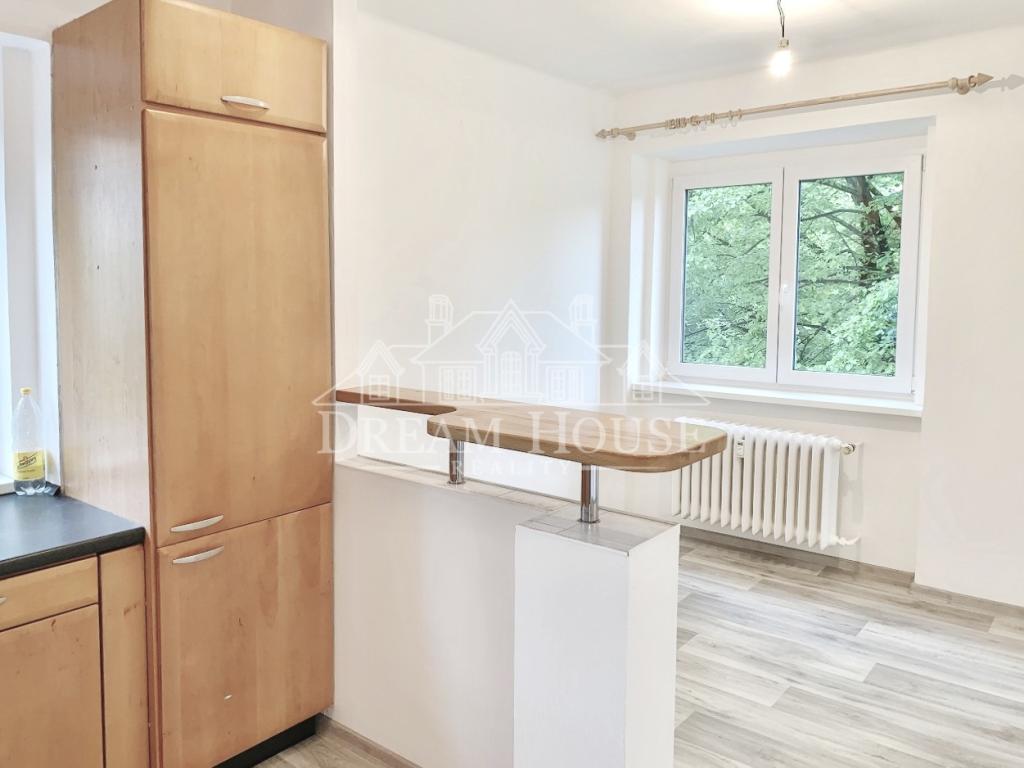 Pronájem bytu 3+kk 80 m2