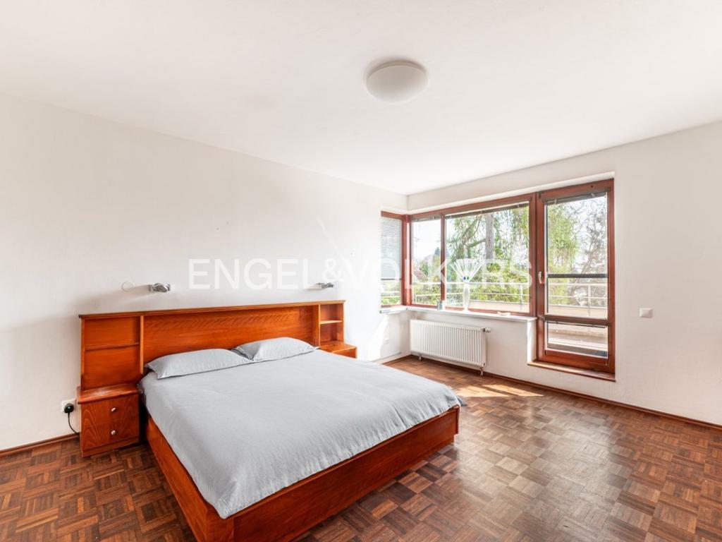 Pronájem domu 400 m2