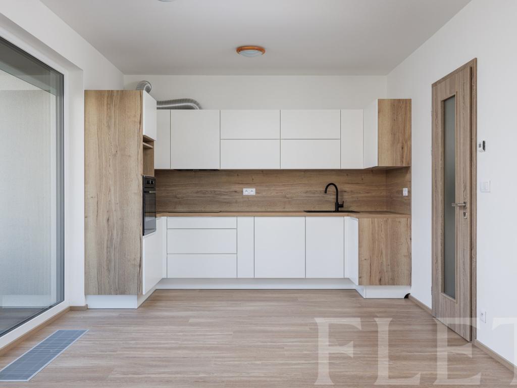 Pronájem bytu 2+kk 65 m2