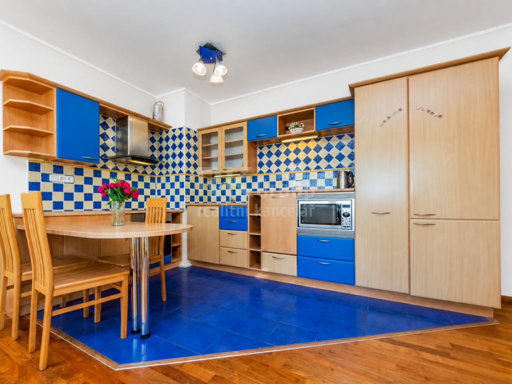 Pronájem bytu 2+kk 65 m2
