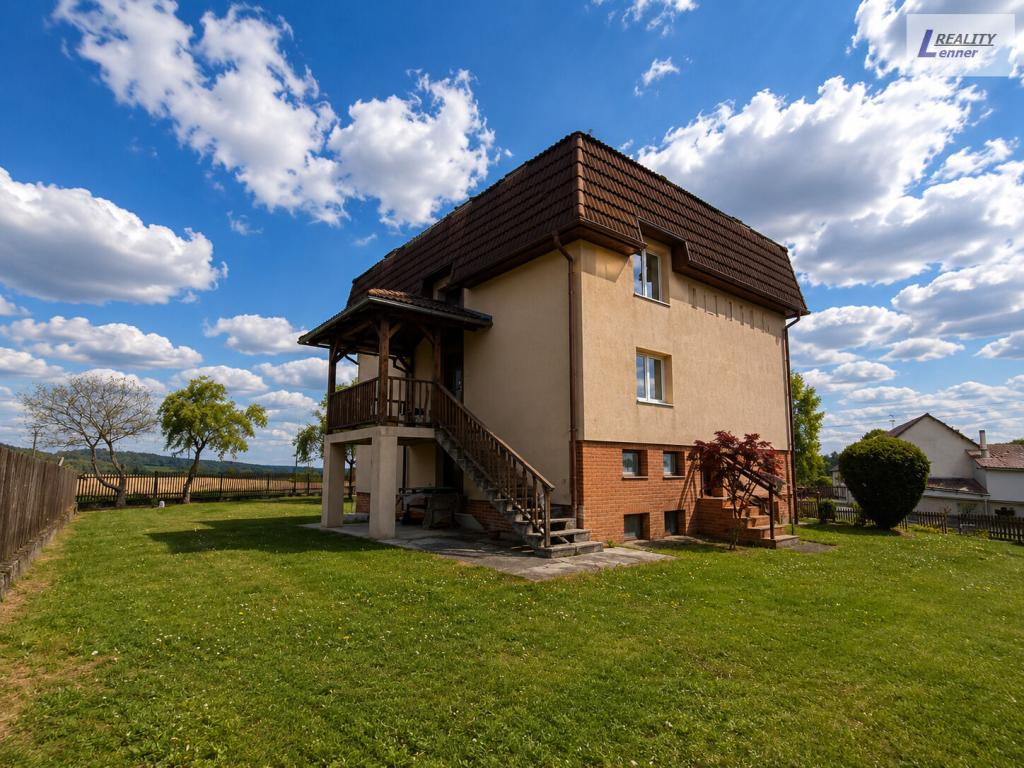 House in Klučenice, okres Příbram - View 2