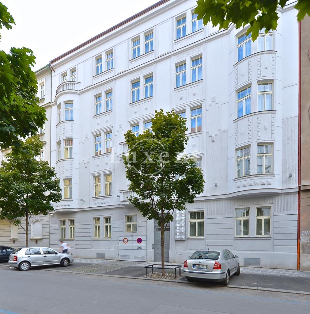 Pronájem bytu 2+kk 74 m2